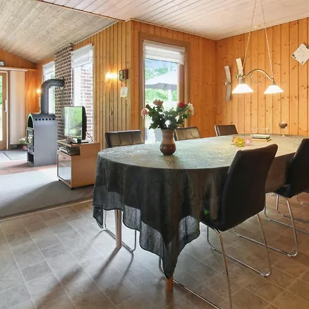 Friedeman - 29km From The Sea By Interhome Nyaraló
